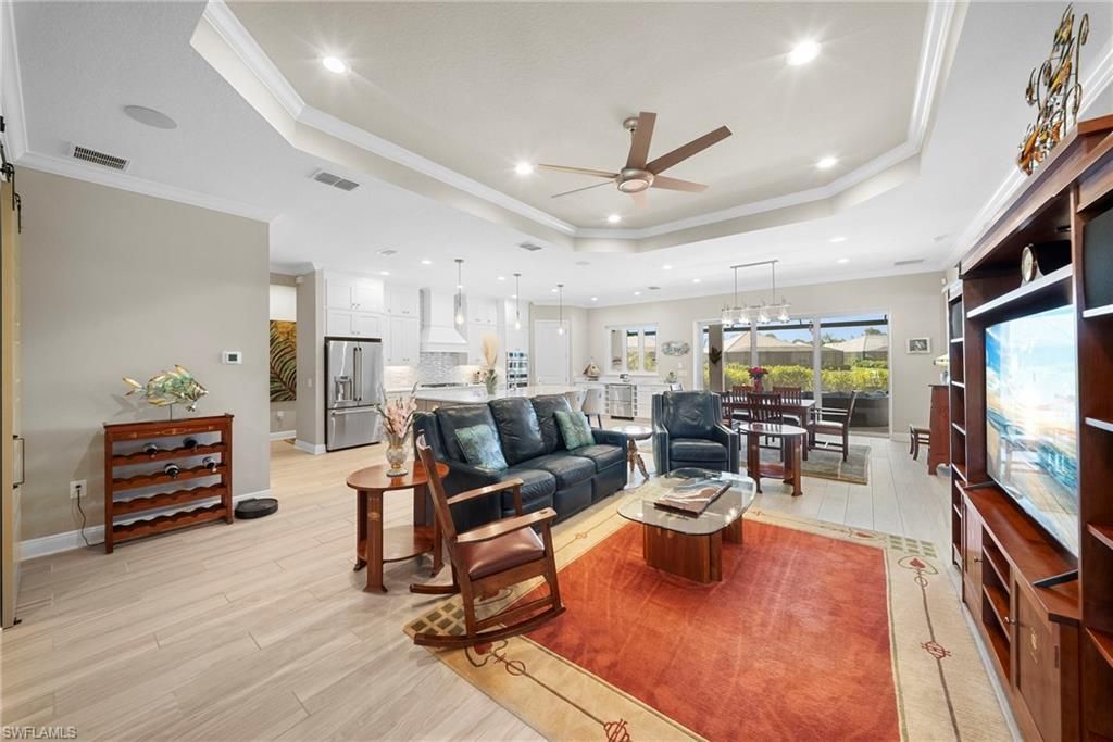 21244 Holmes Cir, Venice, FL 34293 Photo