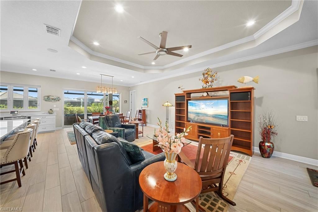 21244 Holmes Cir, Venice, FL 34293 Photo