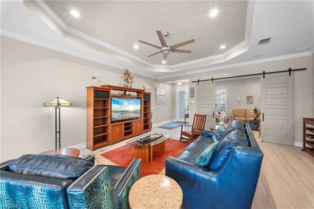 21244 Holmes Cir, Venice, FL 34293 Photo