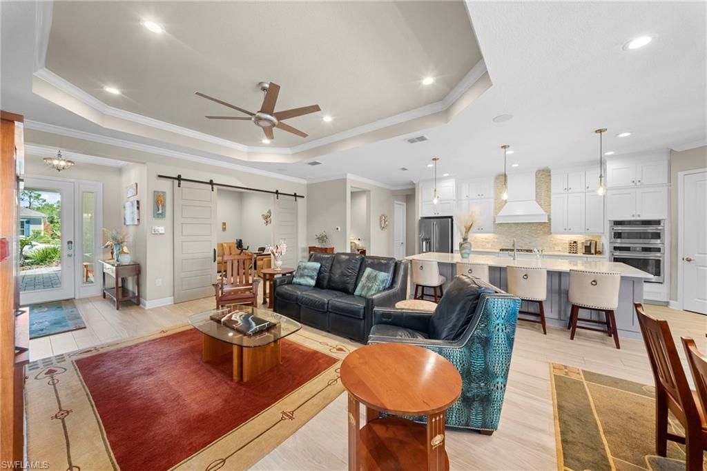 21244 Holmes Cir, Venice, FL 34293 Photo