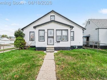 20118 Moenart Street, Detroit, MI 48234