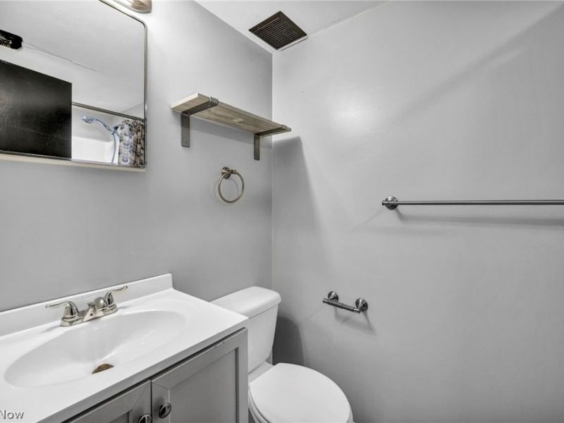 871 Marcie Drive, Cleveland, OH 44109 Photo 28