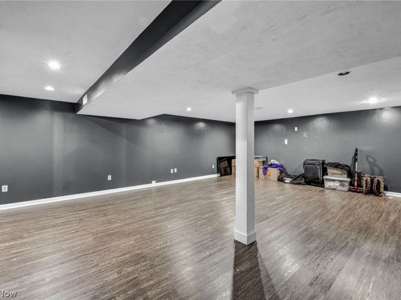 871 Marcie Drive, Cleveland, OH 44109 Photo 33