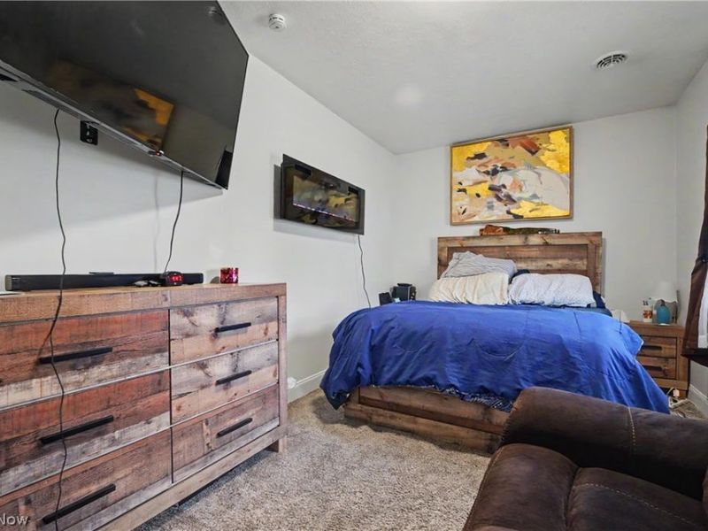 341 Stanford Street, Akron, OH 44314 Photo 10