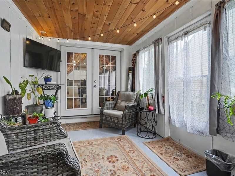 341 Stanford Street, Akron, OH 44314 Photo 14