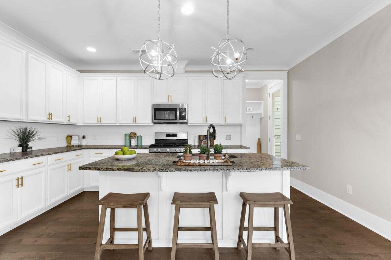 232 Summers Drive Photo 10