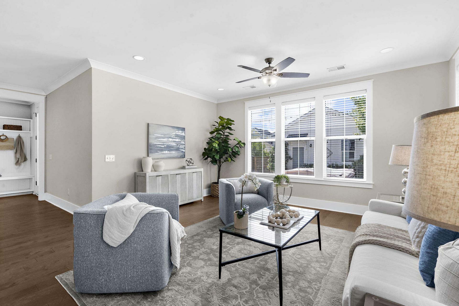 232 Summers Drive Photo 11