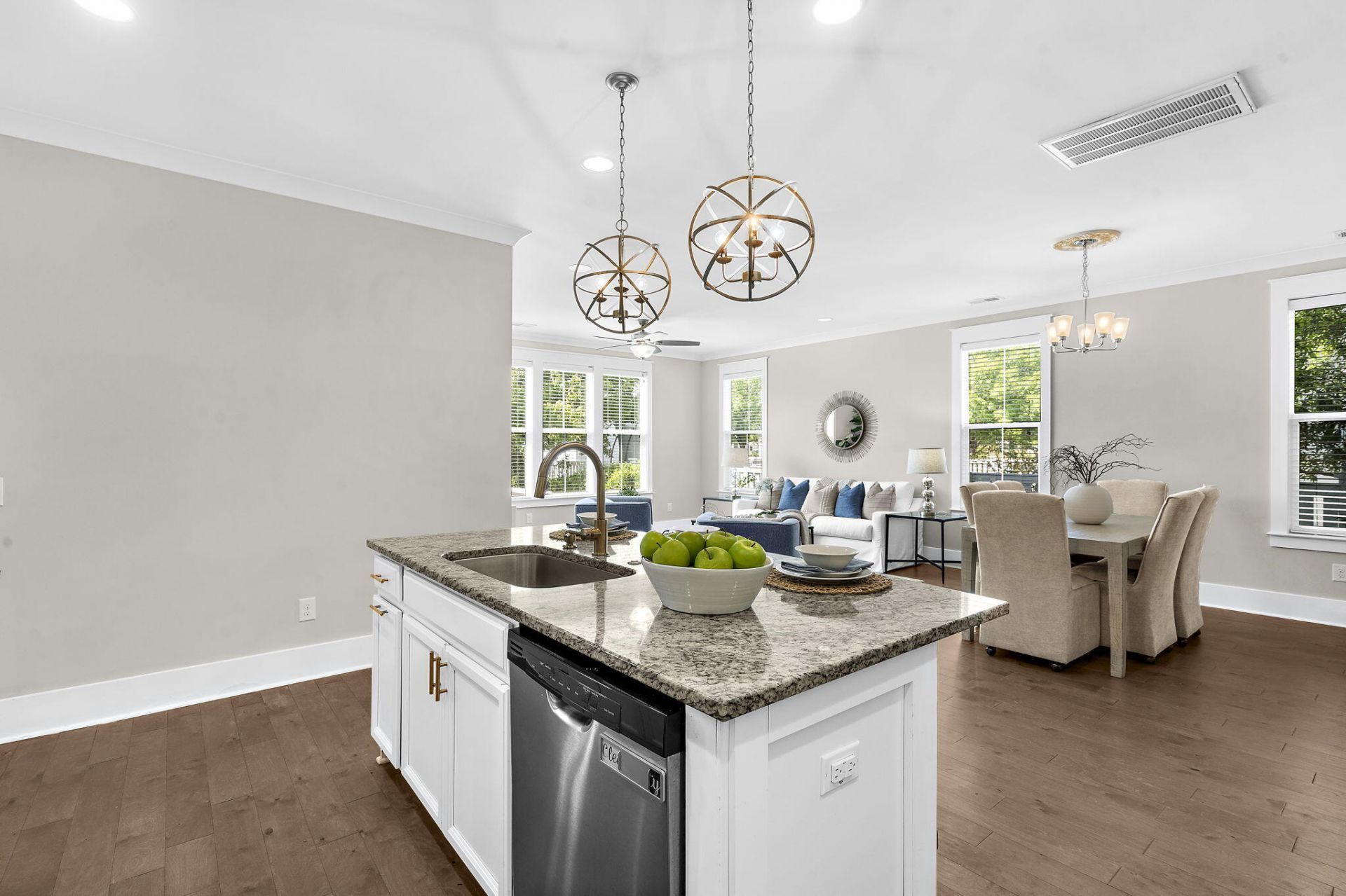 232 Summers Drive Photo 17