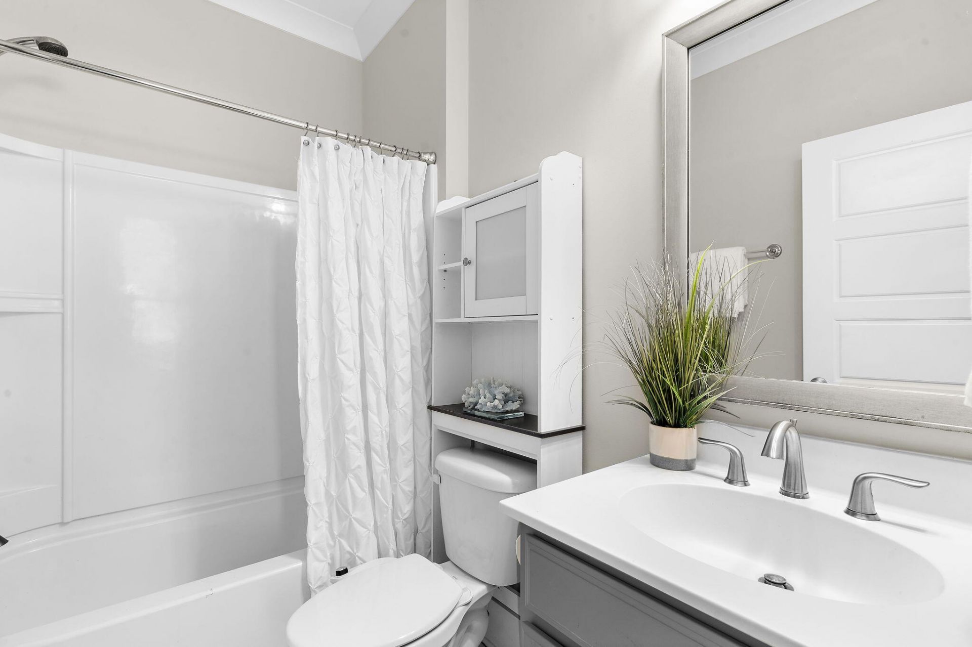 232 Summers Drive Photo 19