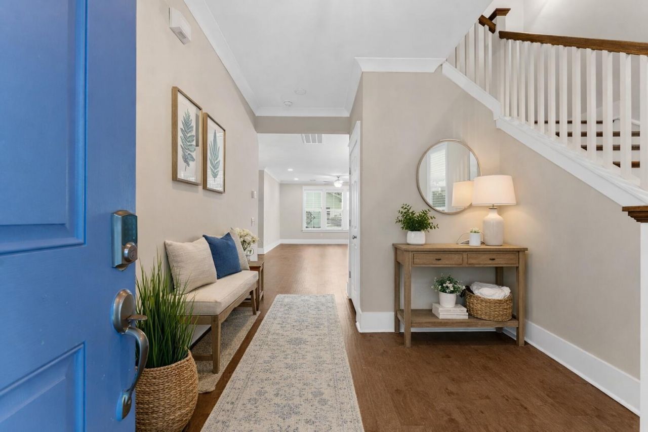 232 Summers Drive Photo 6