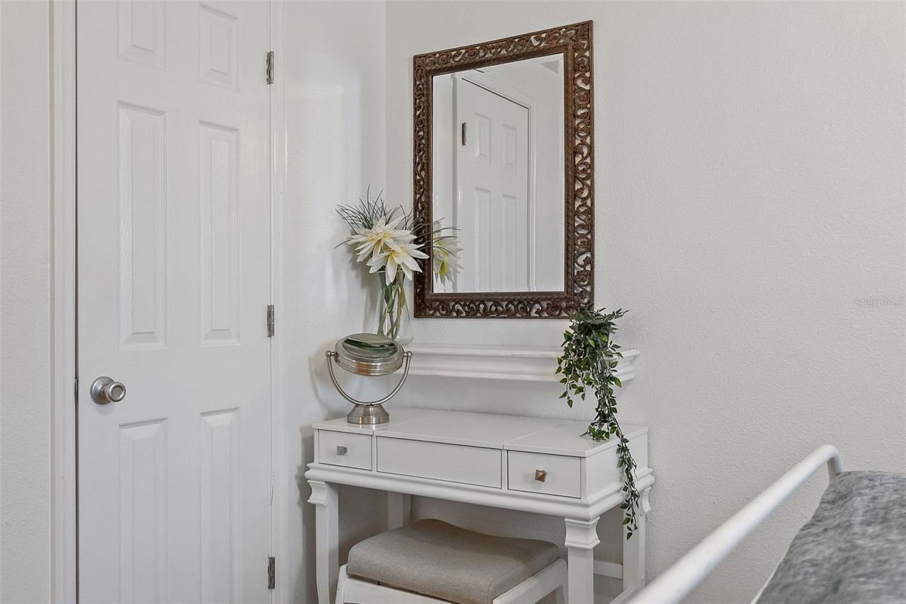2810 2nd Avenue S, Unit B, Saint Petersburg, FL 33712 Photo