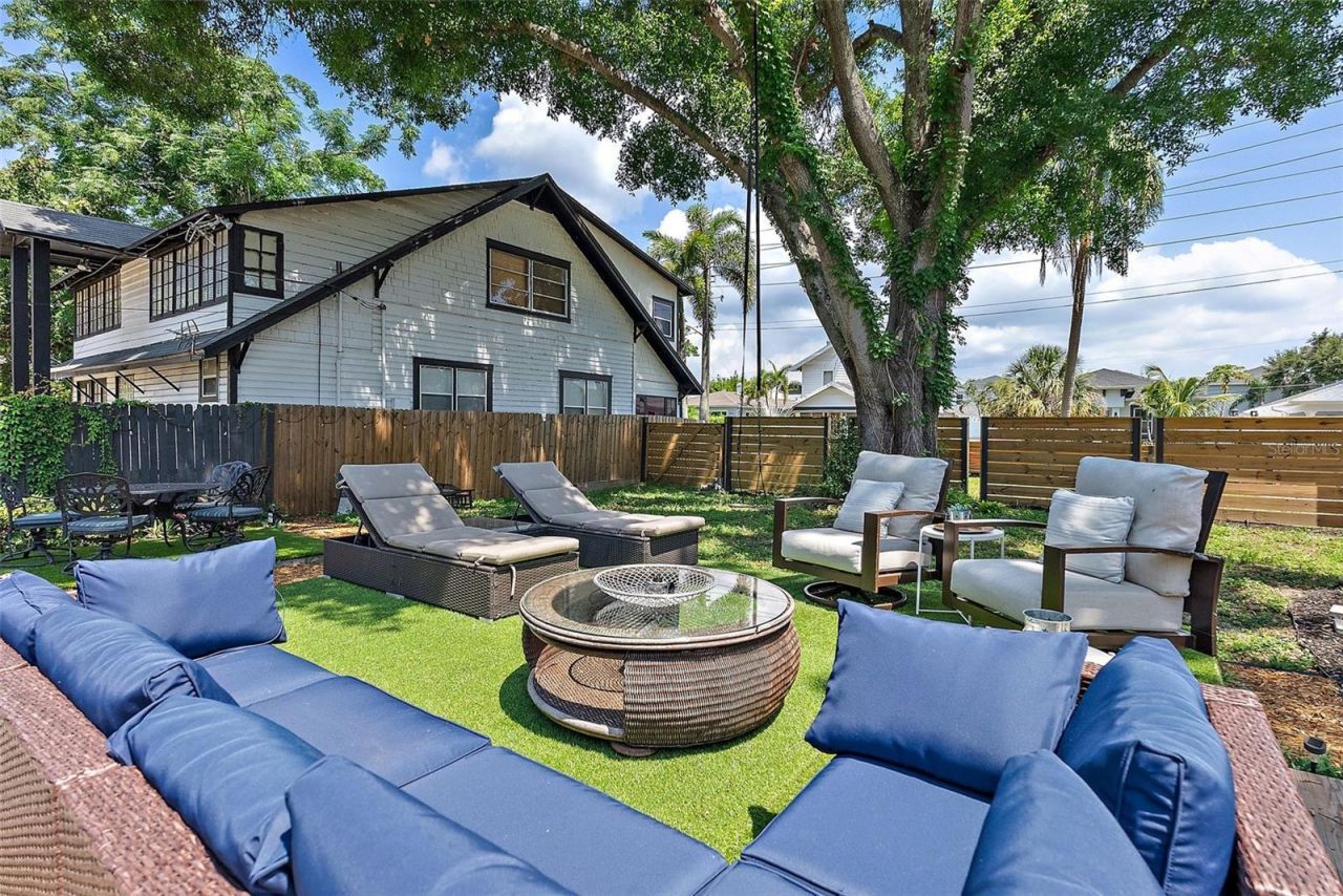 2810 2nd Avenue S, Unit B, Saint Petersburg, FL 33712 Photo