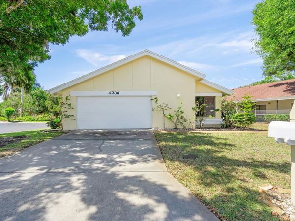 4238 CARRIAGE DRIVE , Unit 46, SARASOTA, FL 34241