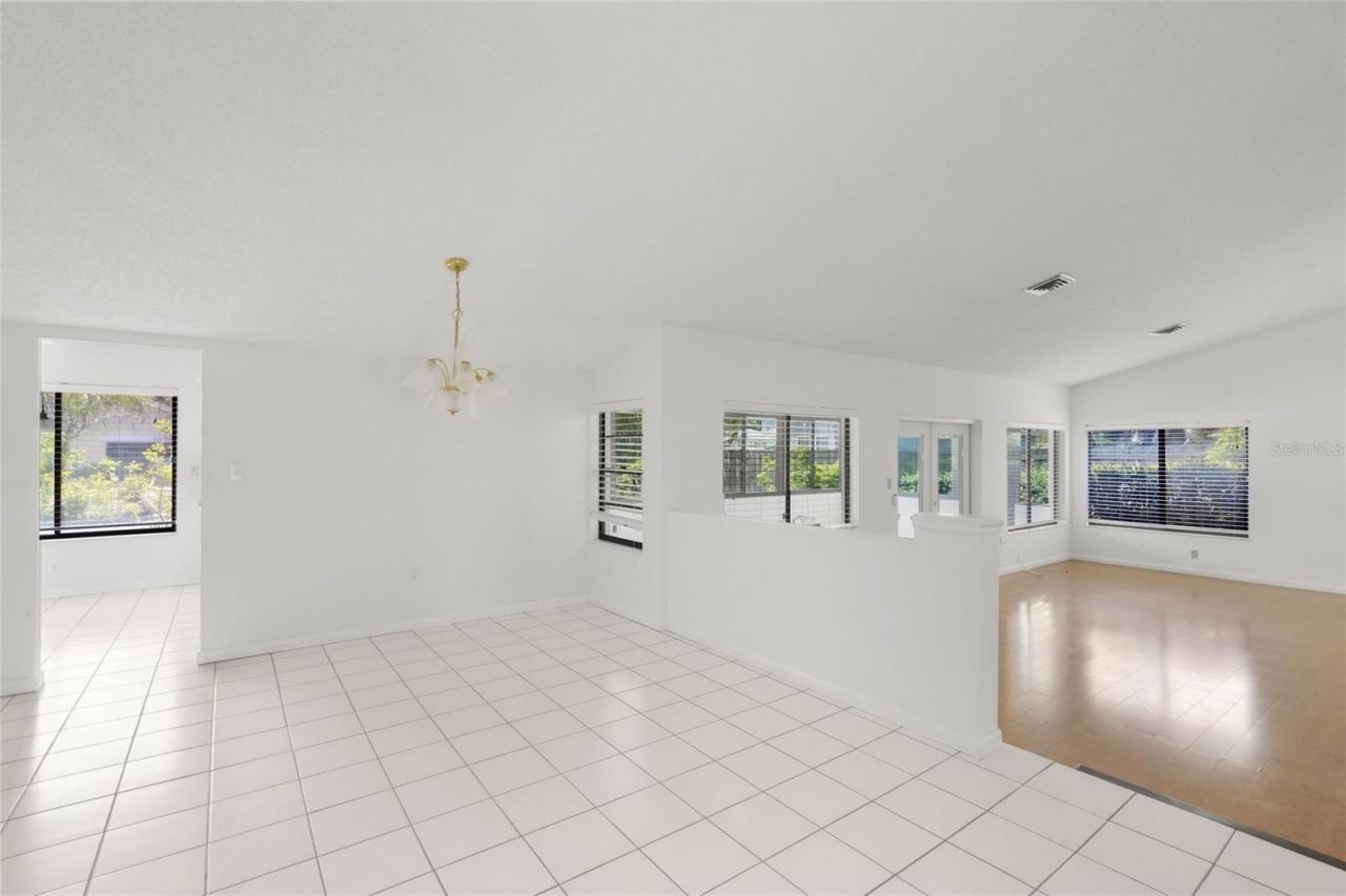 4238 Carriage Drive, Unit 46, Sarasota, FL 34241 Photo