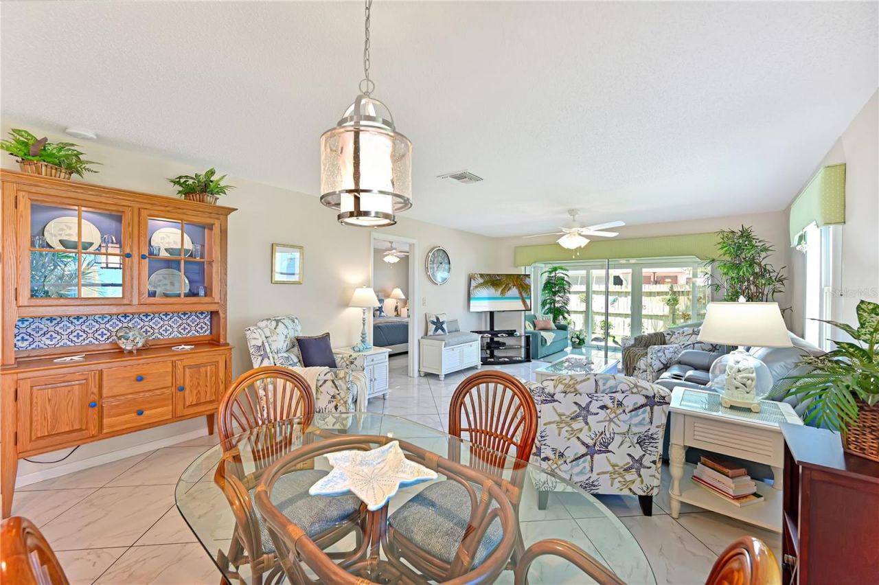 9505 Colonial Drive, Bradenton, FL 34210 Photo