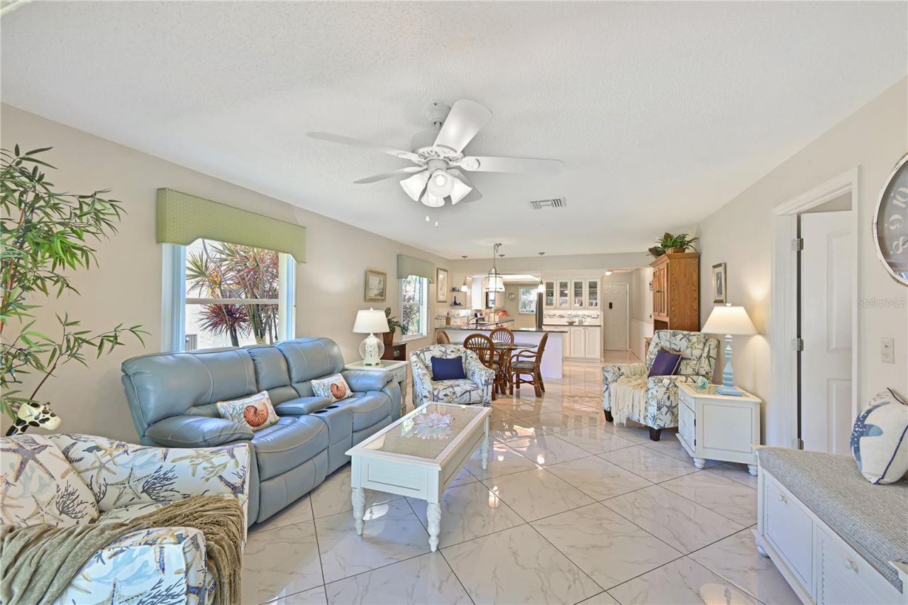 9505 Colonial Drive, Bradenton, FL 34210 Photo