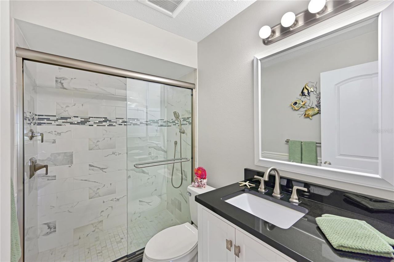 9505 Colonial Drive, Bradenton, FL 34210 Photo