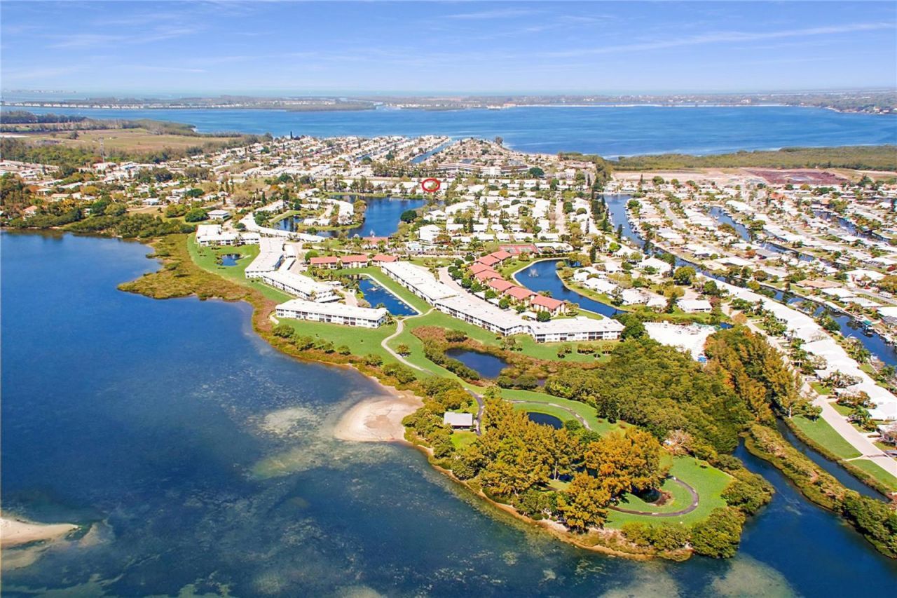 9505 Colonial Drive, Bradenton, FL 34210 Photo