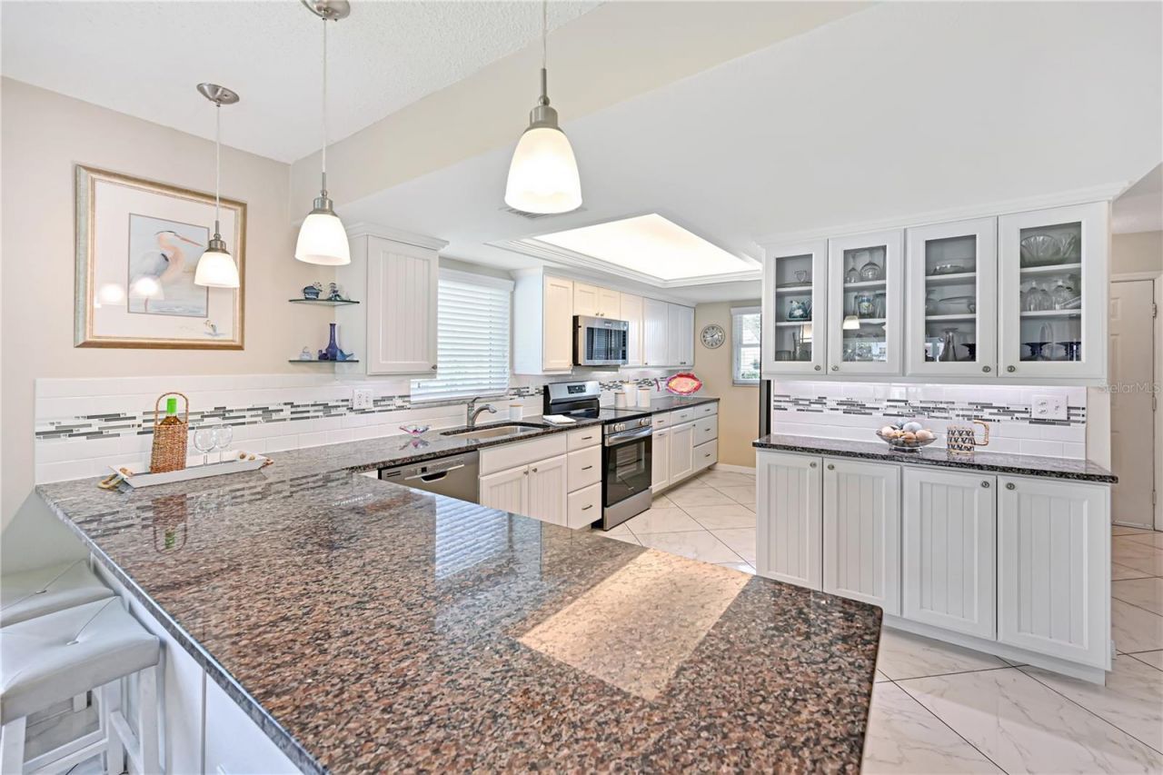 9505 Colonial Drive, Bradenton, FL 34210 Photo