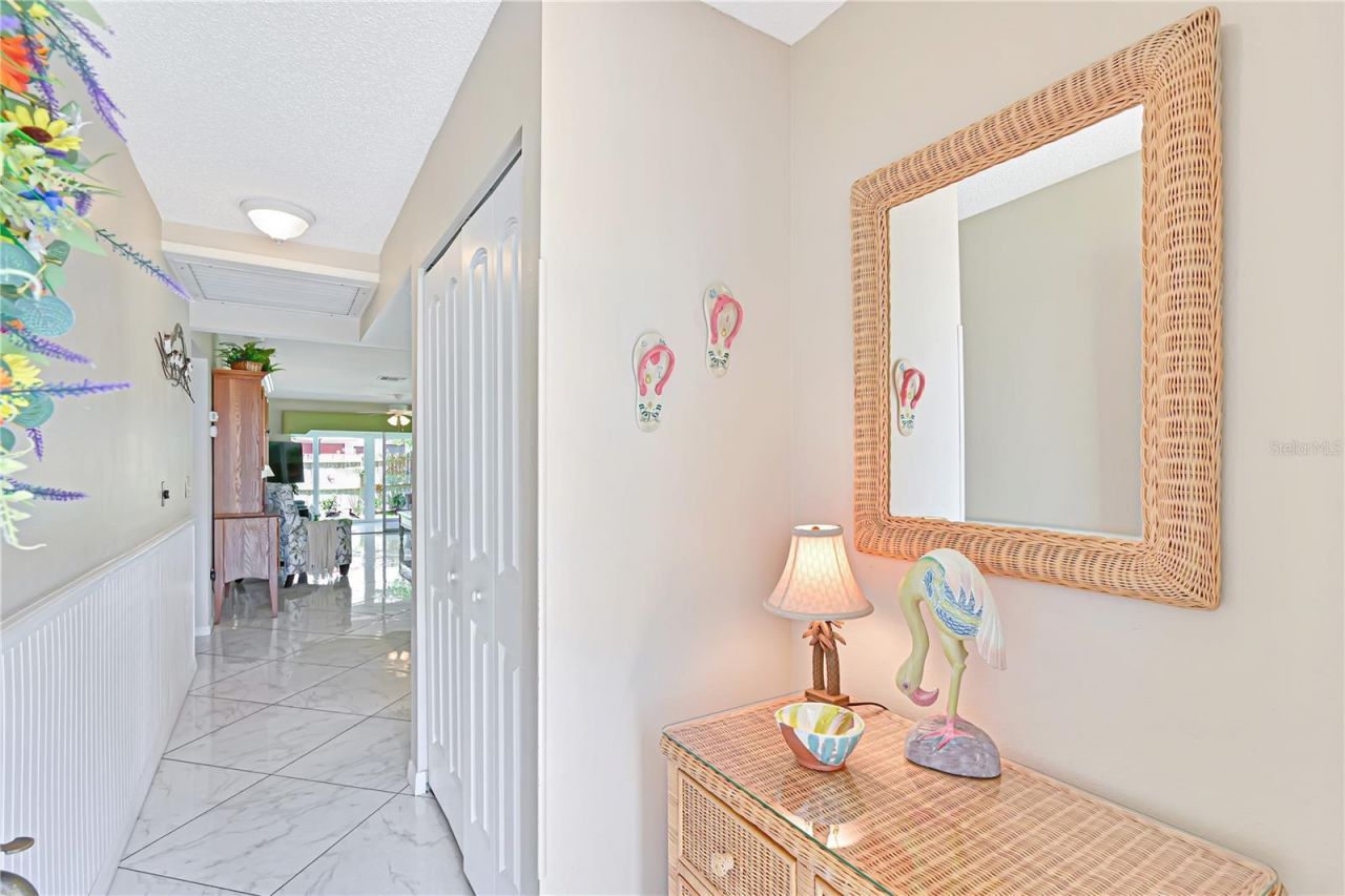9505 Colonial Drive, Bradenton, FL 34210 Photo