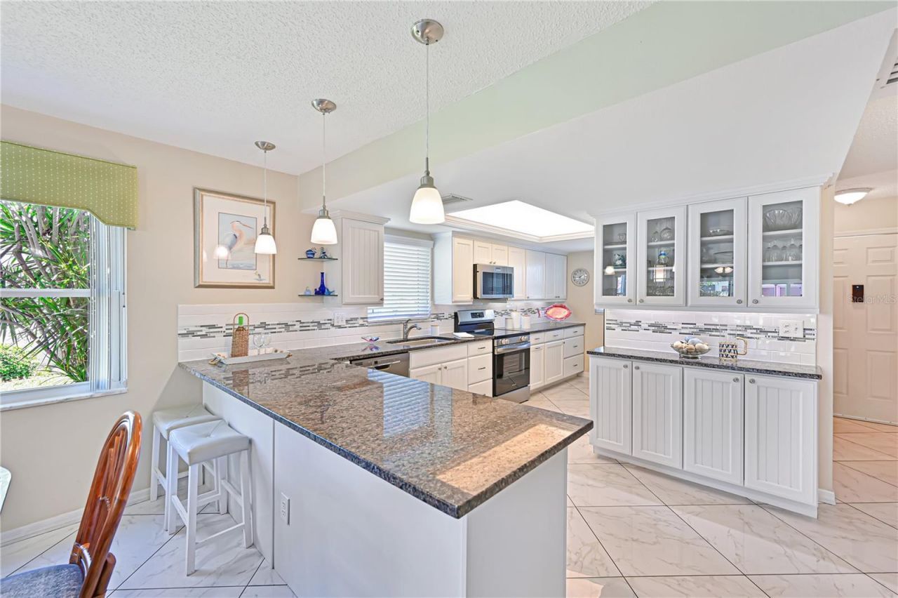 9505 Colonial Drive, Bradenton, FL 34210 Photo