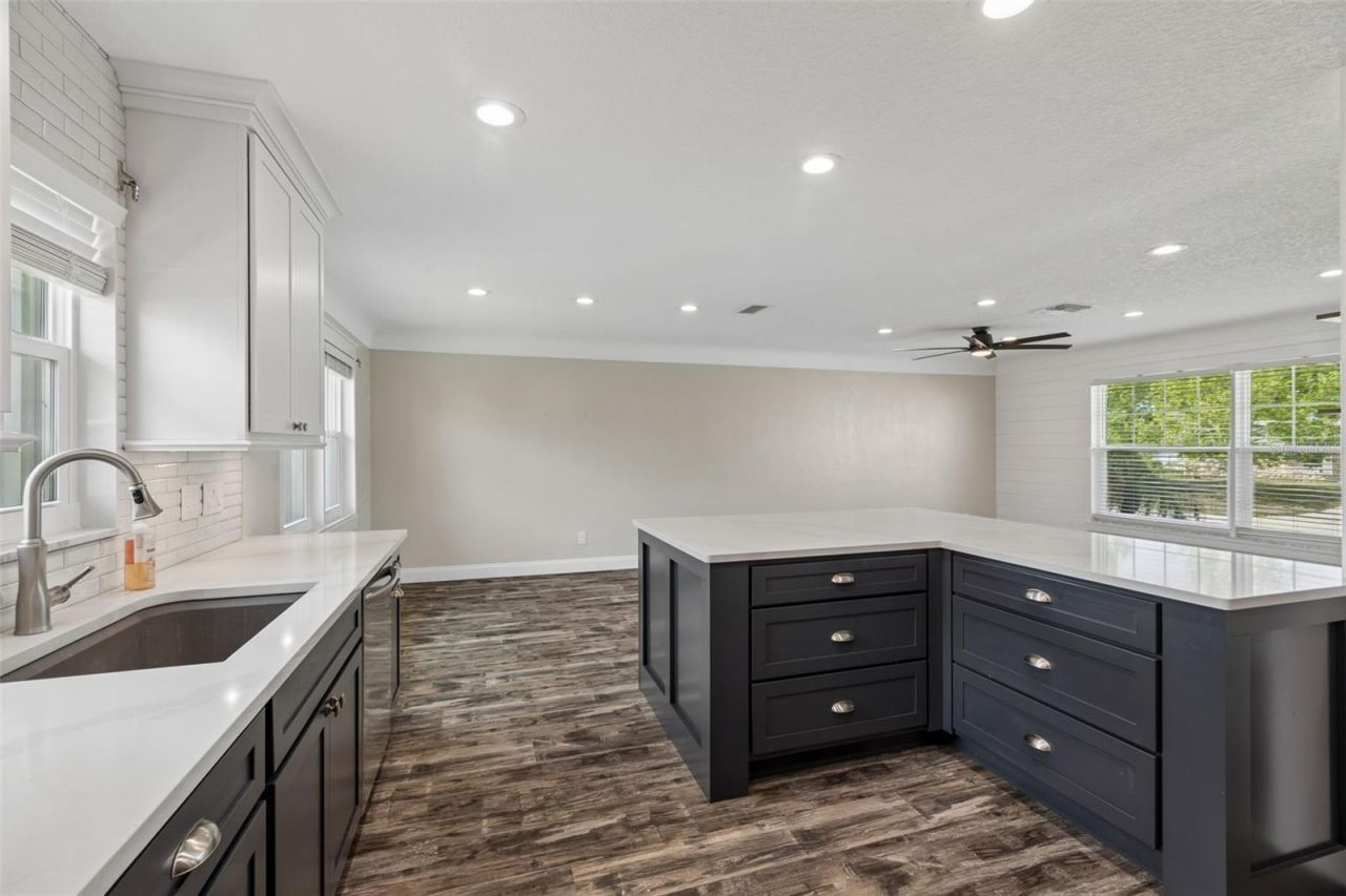 13548 Bellewood Avenue, Seminole, FL 33776 Photo