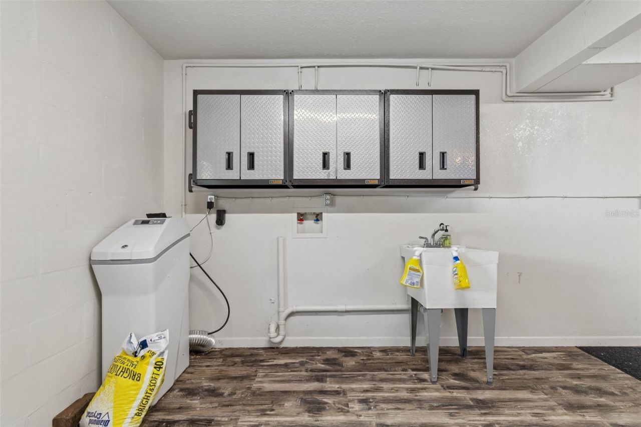 13548 Bellewood Avenue, Seminole, FL 33776 Photo