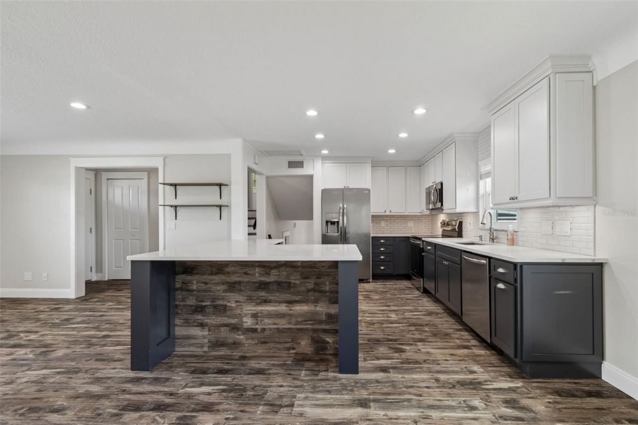 13548 Bellewood Avenue, Seminole, FL 33776 Photo