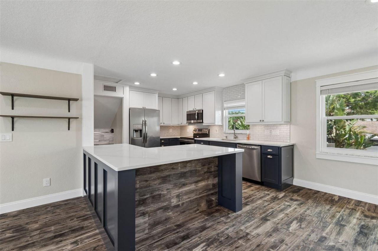 13548 Bellewood Avenue, Seminole, FL 33776 Photo