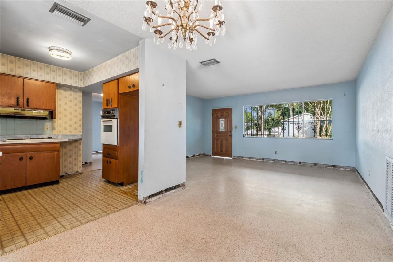 4703 S Renellie Drive, Tampa, FL 33611 Photo