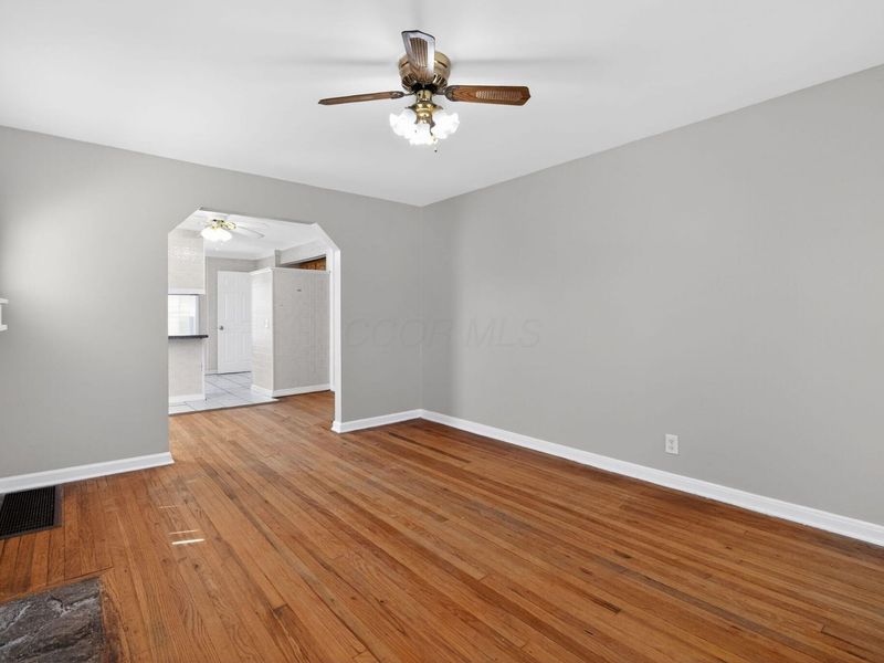 529 Larcomb Avenue, Columbus, OH 43223 Photo 14