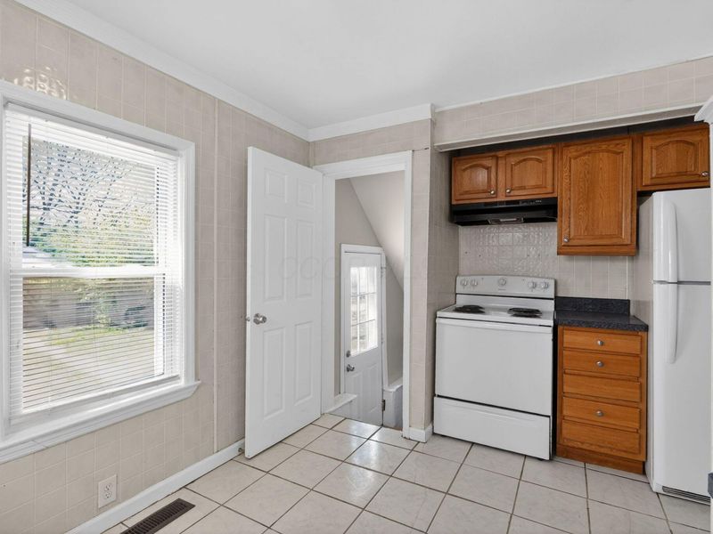 529 Larcomb Avenue, Columbus, OH 43223 Photo 21