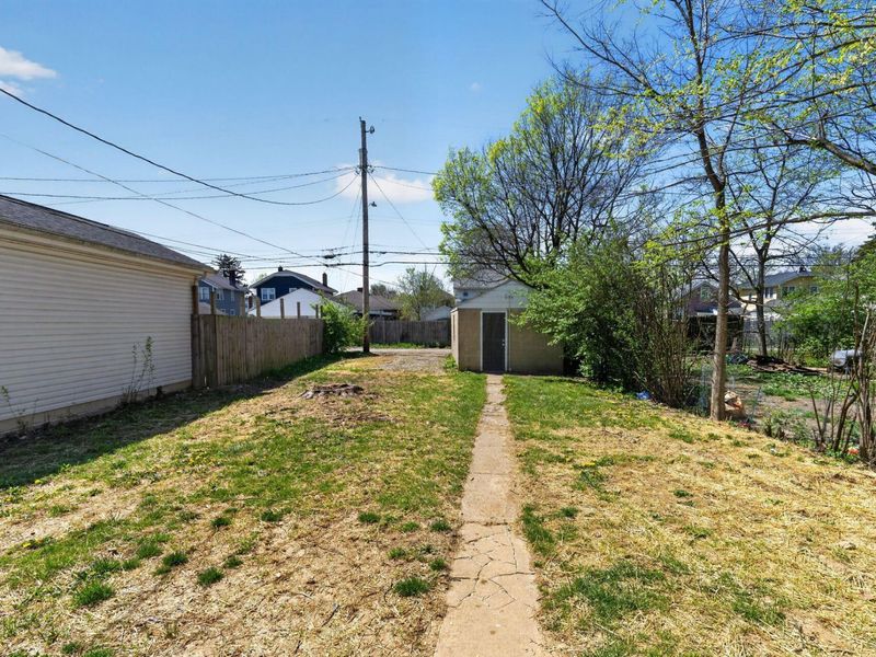 529 Larcomb Avenue, Columbus, OH 43223 Photo 7