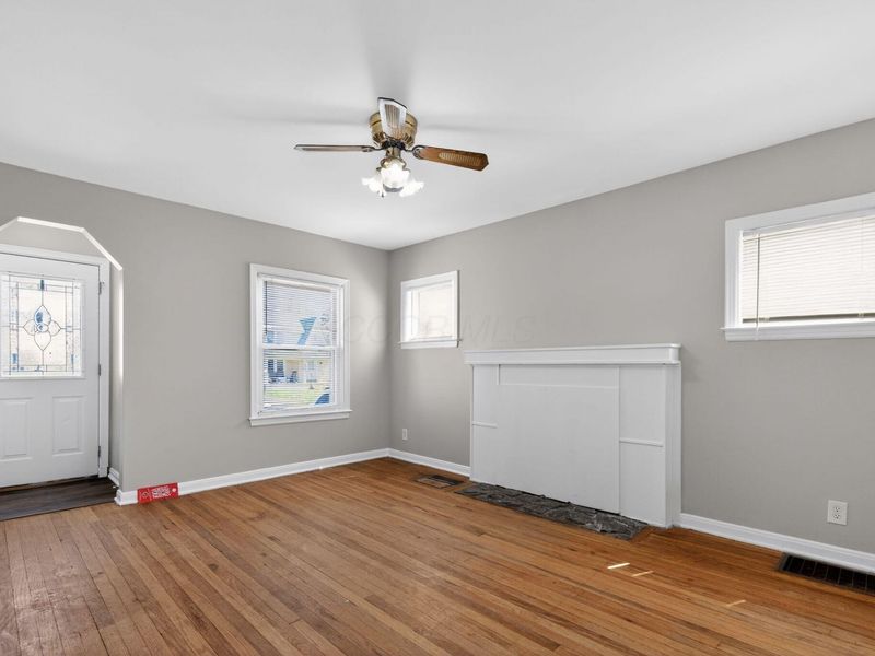 529 Larcomb Avenue, Columbus, OH 43223 Photo 9