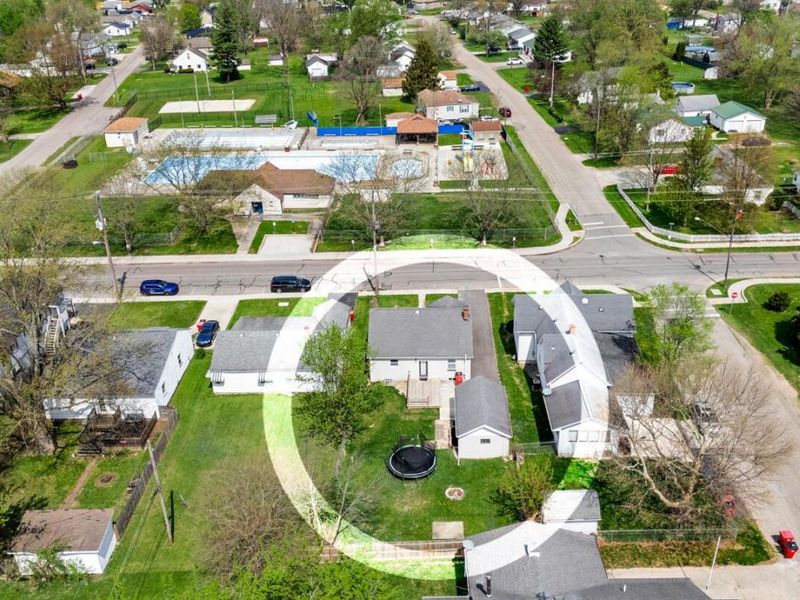 208 Park Avenue, London, OH 43140 Photo 2