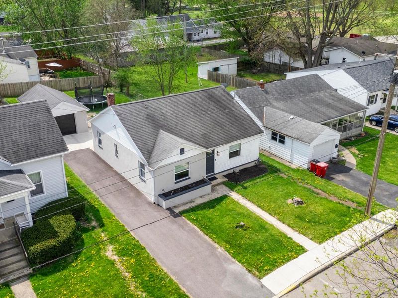 208 Park Avenue, London, OH 43140 Photo 4