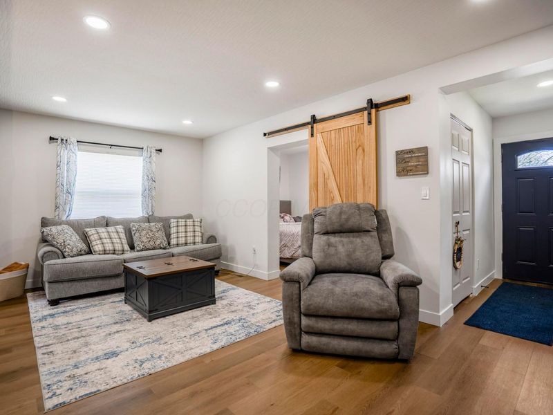 208 Park Avenue, London, OH 43140 Photo 9