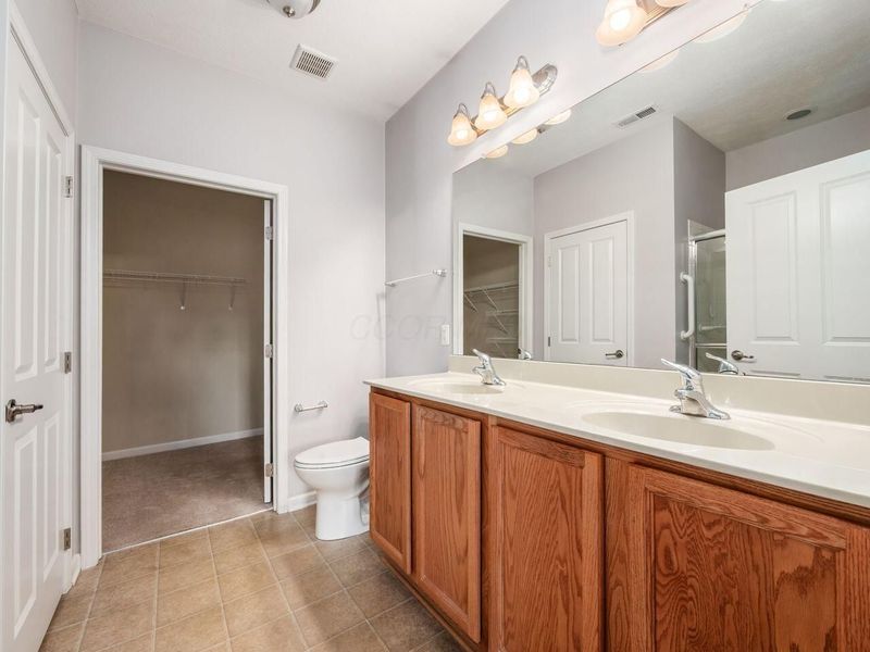 4737 Clubpark Drive, Unit 8, Hilliard, OH 43026 Photo 38