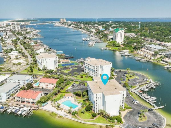 30 Moreno Point Road, UNIT 203C, Destin, FL 32541