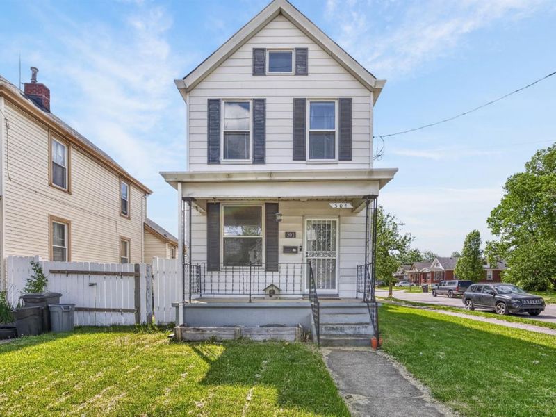 301 Central Avenue, Lockland, OH 45215 Photo 1