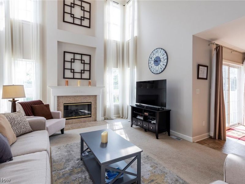 37049 Chaddwyck Lane, North Ridgeville, OH 44039 Photo 10