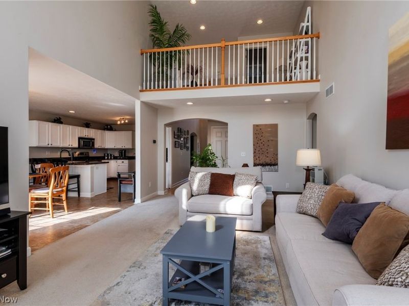 37049 Chaddwyck Lane, North Ridgeville, OH 44039 Photo 12