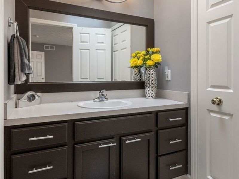 37049 Chaddwyck Lane, North Ridgeville, OH 44039 Photo 17