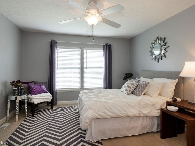 37049 Chaddwyck Lane, North Ridgeville, OH 44039 Photo 32