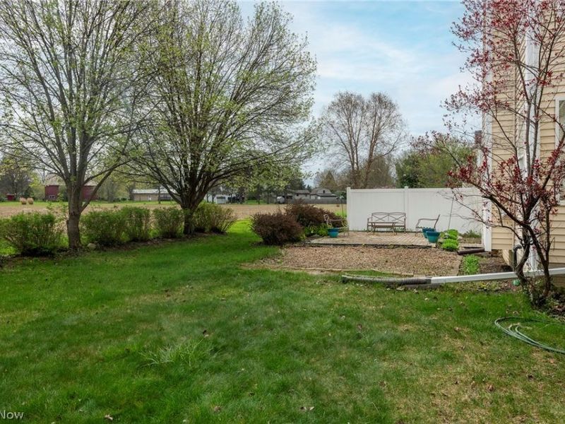 37049 Chaddwyck Lane, North Ridgeville, OH 44039 Photo 41