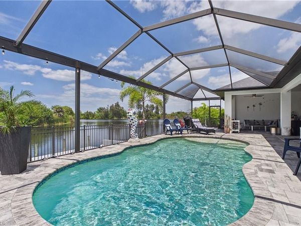 200 SW 30th AVE, CAPE CORAL, FL 33991