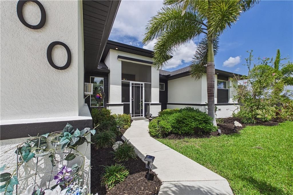 200 SW 30th Ave, Cape Coral, FL 33991 Photo