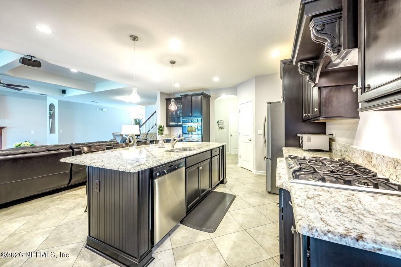 5043 Redford Manor Drive, Jacksonville, FL 32258 Photo