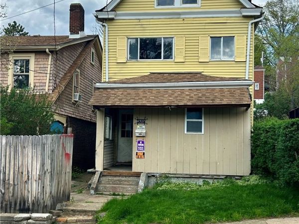 4327 Haldane St, Pittsburgh, PA 15207