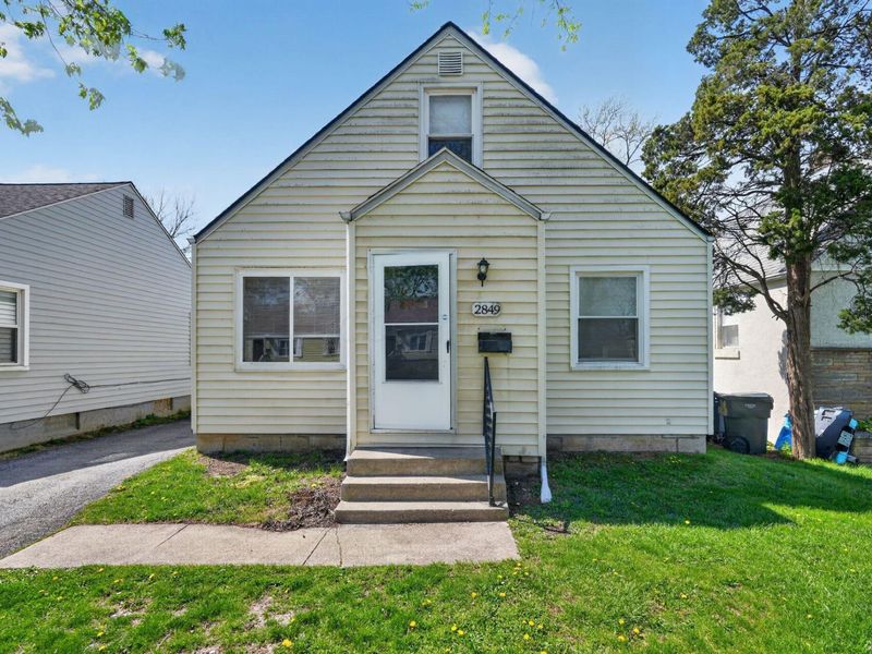 2849 Osceola Avenue, Columbus, OH 43211 Photo 2